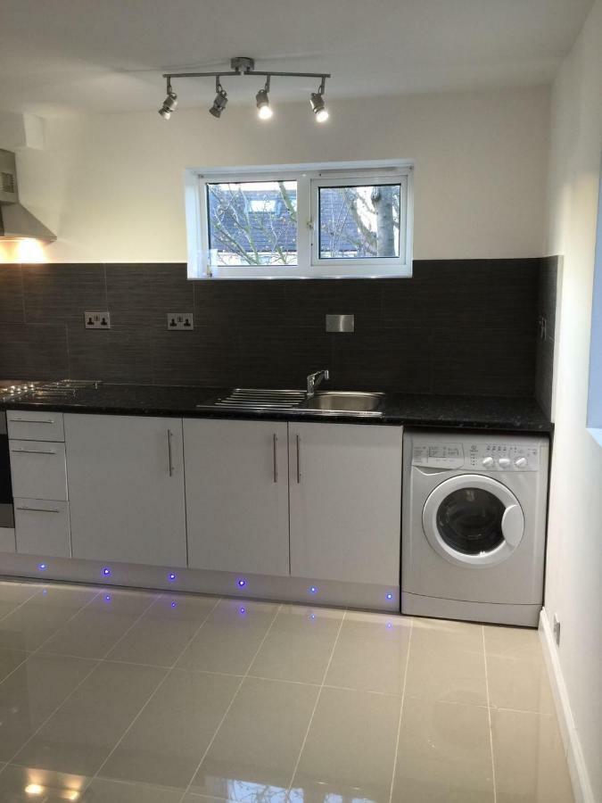 Apartment Cosy 2 Bedroom -heathrow Airport